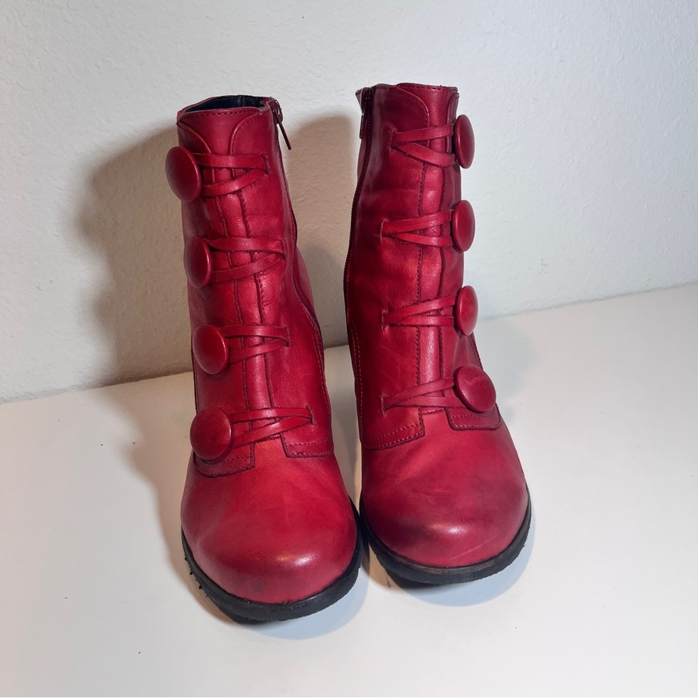 Miz Mooz Red Leather Button Ankle Boots - Picture 4 of 8